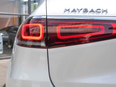 2023 Mercedes-BENZ GLS MAYBACH thumbnail 55