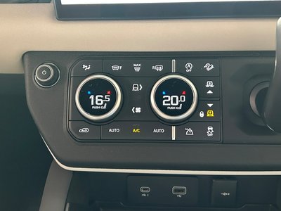 2023 LAND Rover DEFENDER — миниатюра 30