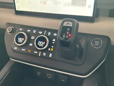 2023 LAND Rover DEFENDER — миниатюра 27