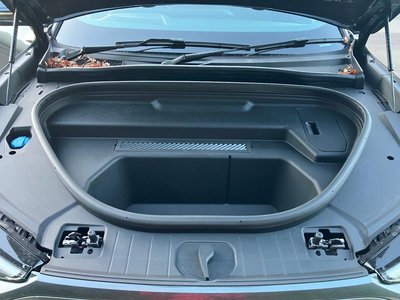 صورة 37 لـ 2025 AUDI Q6 E-TRON