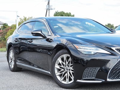 صورة مصغرة 8 لـ 2022 Lexus LS