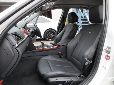 2014 BMW Alpina B3 thumbnail 35