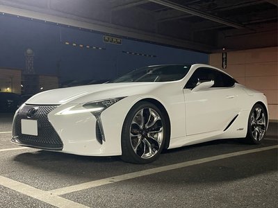 صورة 11 لـ 2017 Lexus LC
