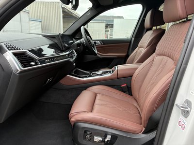 2024 BMW X5 photo 2