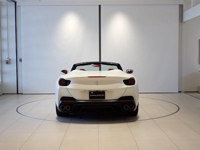 صورة 8 لـ 2018 Ferrari PORTOFINO
