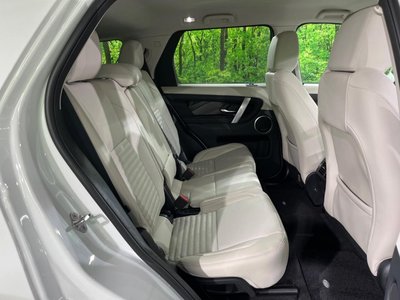 2023 LAND Rover DISCOVERY SPORT photo 13