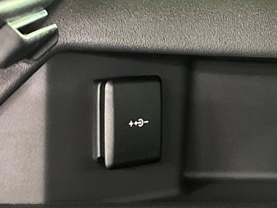 2023 LAND Rover DISCOVERY SPORT thumbnail 57