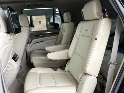 2022 Cadillac ESCALADE — фото 23