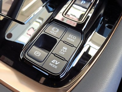 صورة 69 لـ 2023 Toyota ALPHARD