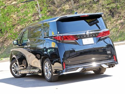 صورة 76 لـ 2023 Toyota ALPHARD