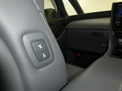 صورة 26 لـ 2024 Toyota VELLFIRE