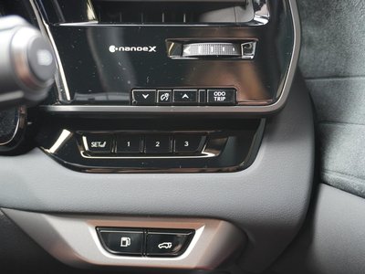 2024 Lexus RX thumbnail 34
