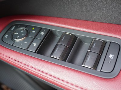 2024 Lexus RX thumbnail 19