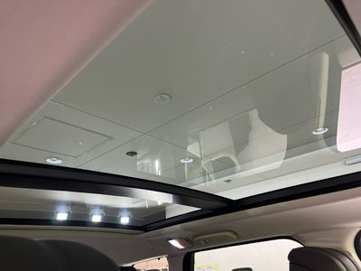 2018 LAND Rover RANGE ROVER SPORT photo 4