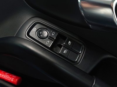 2018 Porsche 718 thumbnail 23