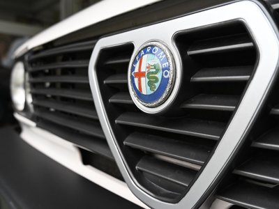 صورة 71 لـ 1982 ALFA Romeo ALPHASUD