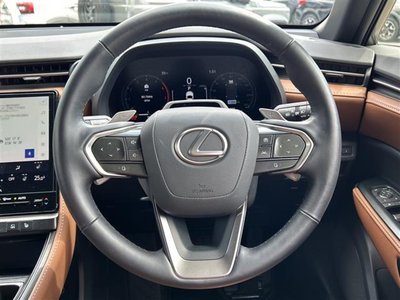 2025 Lexus LBX — миниатюра 5
