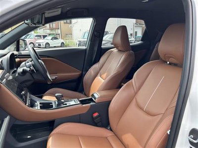 2025 Lexus LBX — миниатюра 23