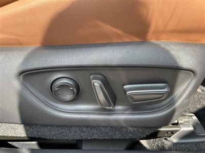 2025 Lexus LBX — миниатюра 25
