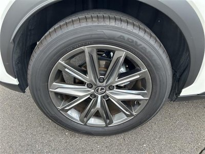 2025 Lexus LBX — миниатюра 42