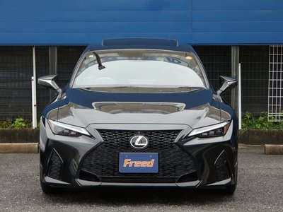 2021 Lexus IS 照片 7