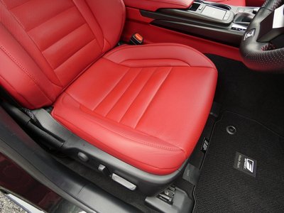 2021 Lexus IS 照片 43