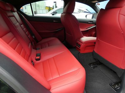 2021 Lexus IS 照片 64