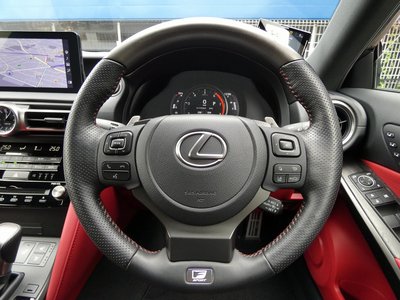 2021 Lexus IS 照片 49