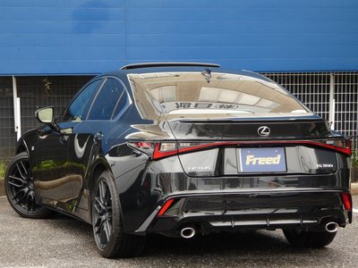 2021 Lexus IS 照片 21