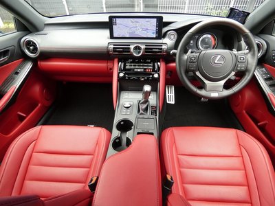 2021 Lexus IS 照片 4