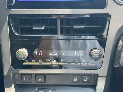 صورة 69 لـ 2025 Toyota GR YARIS