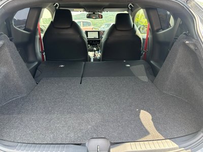 صورة 34 لـ 2025 Toyota GR YARIS