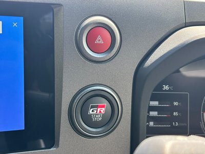 صورة 68 لـ 2025 Toyota GR YARIS