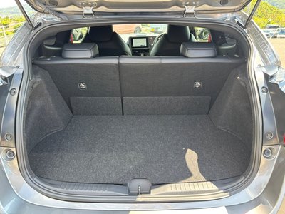 صورة 33 لـ 2025 Toyota GR YARIS