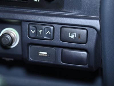 2015 Toyota LAND CRUISER 70 thumbnail 26