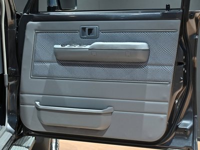 2015 Toyota LAND CRUISER 70 thumbnail 22