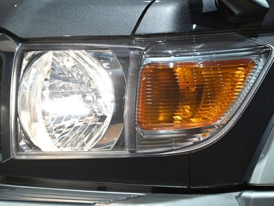 2015 Toyota LAND CRUISER 70 thumbnail 39