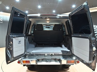 2015 Toyota LAND CRUISER 70 thumbnail 51