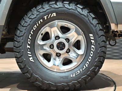 2015 Toyota LAND CRUISER 70 thumbnail 56