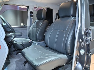 2015 Toyota LAND CRUISER 70 thumbnail 18