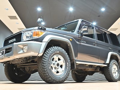 2015 Toyota LAND CRUISER 70 thumbnail 58