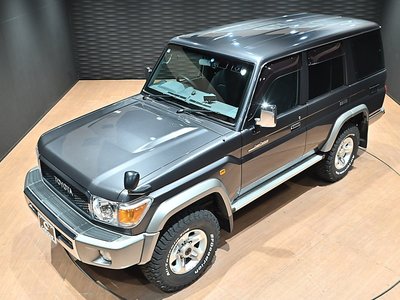 2015 Toyota LAND CRUISER 70 photo 7