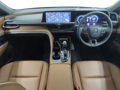 صورة 3 لـ 2026 Toyota CROWN ESTATE