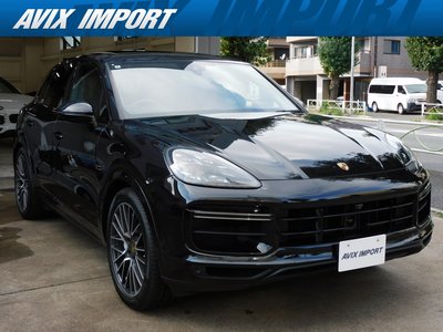 2018 Porsche CAYENNE photo 1