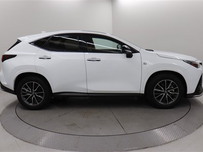 2024 Lexus NX photo 16