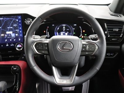 2024 Lexus NX photo 5