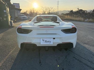 صورة 3 لـ 2016 Ferrari 488 SPIDER