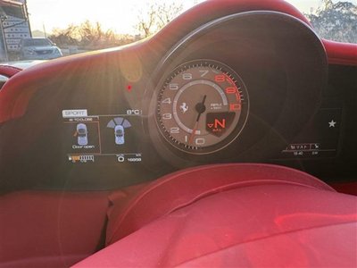 صورة 19 لـ 2016 Ferrari 488 SPIDER