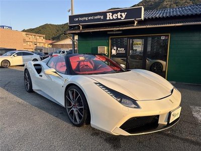 صورة 41 لـ 2016 Ferrari 488 SPIDER