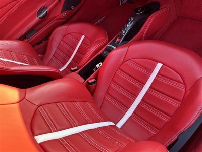صورة 29 لـ 2016 Ferrari 488 SPIDER